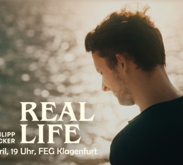 (Deutsch) Kino in der Kirche mit den “Real Life Guys” am 27. April, 19 Uhr
