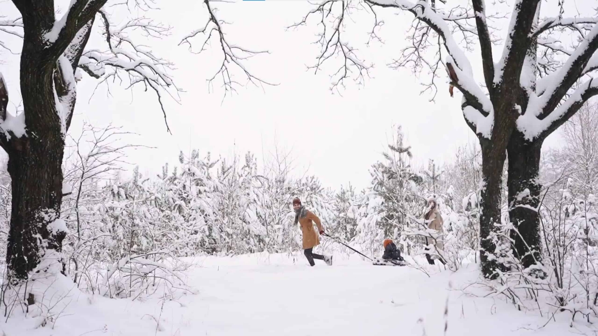 Winterlandschaft-mit-Familie.jpg